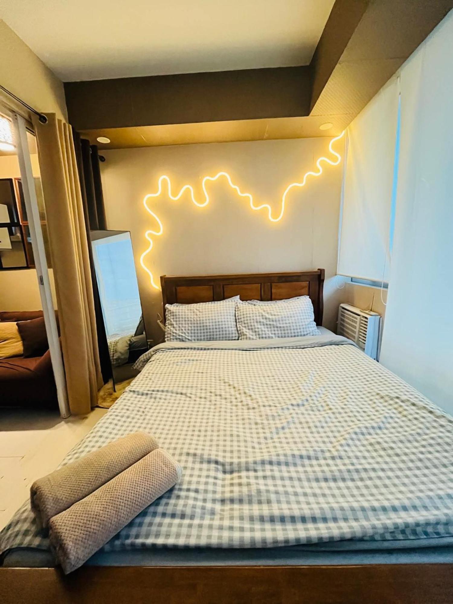 Adeo Staycation Apartment Manila