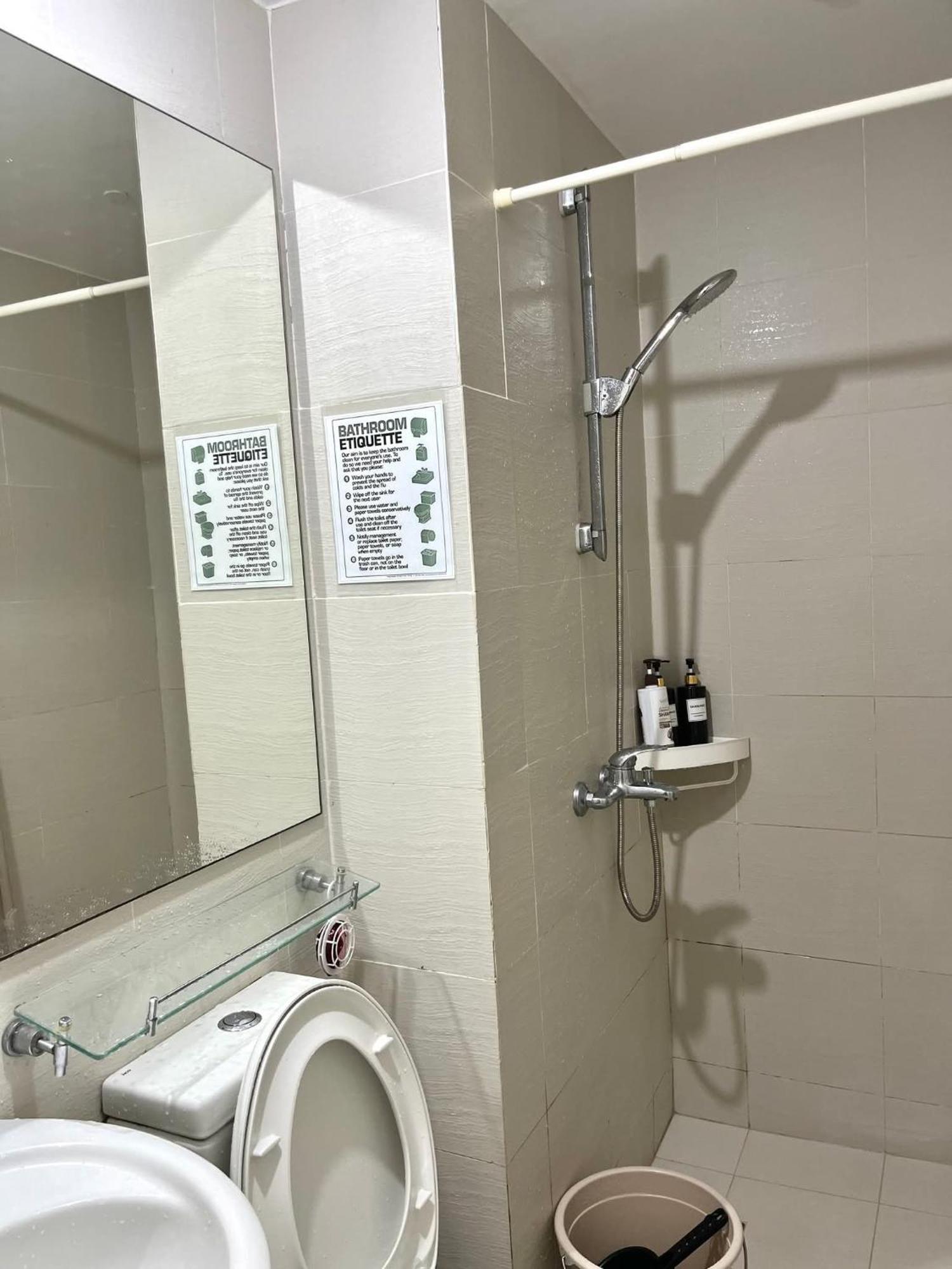 Apartment Adeo Staycation Manila