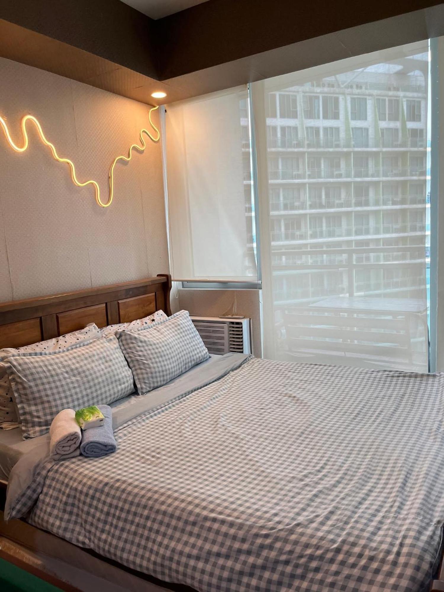 Adeo Staycation * Manila